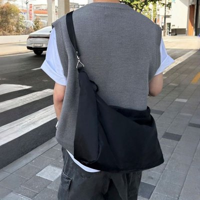 아이패드 노트북 학생 남자 메신저백 매신저백