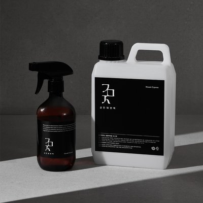 피톤치드 편백수 탈취제 스프레이 원액 2L 편백나무 오일 수액 새집증후군 페인트 제거 방법 새차 탄 새가구 이불 냄새 베이크아웃 퇴치제  침대 집먼지 천연 셀프 청소 퇴치
