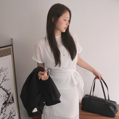 [쥬시쥬디][4/9 예약배송][SET] 크링클 모크넥 블라우스 + 스커트 셋업 J1ST3N04